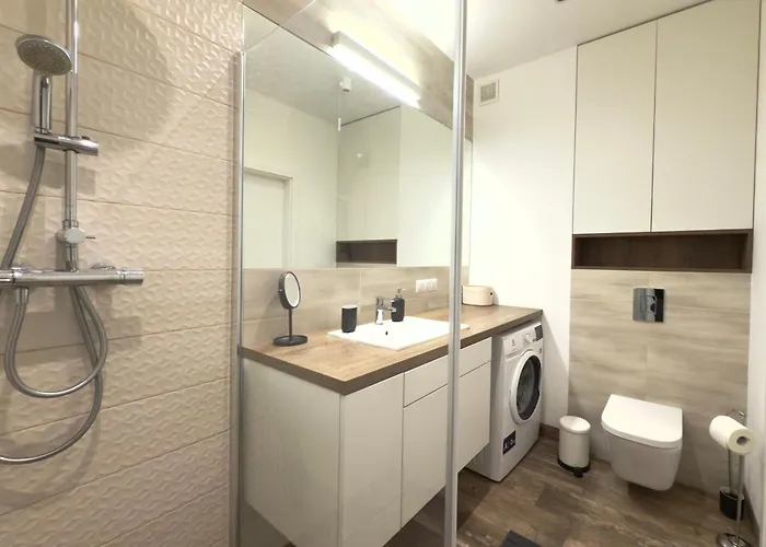 Vizja Kolska 9 * Varsovie